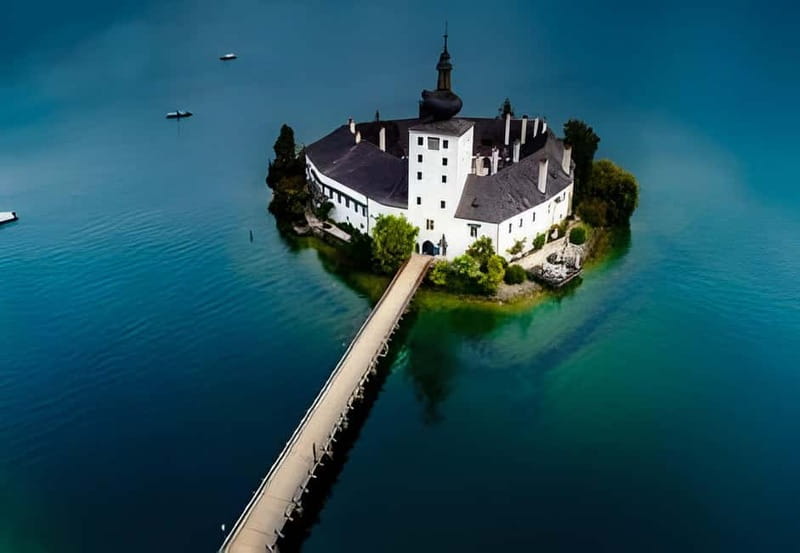 Hallstatt: Photoshoot with a Professional Photographer - Why a photographer helps in Hallstatt