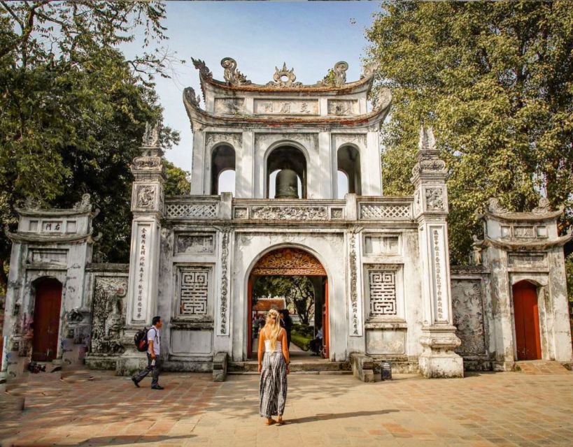 Hanoi Instagram Tour: Famous Spots (Private & All-Inclusive) - 1:00 PM at The Huc Bridge and Hoan Kiem Lake