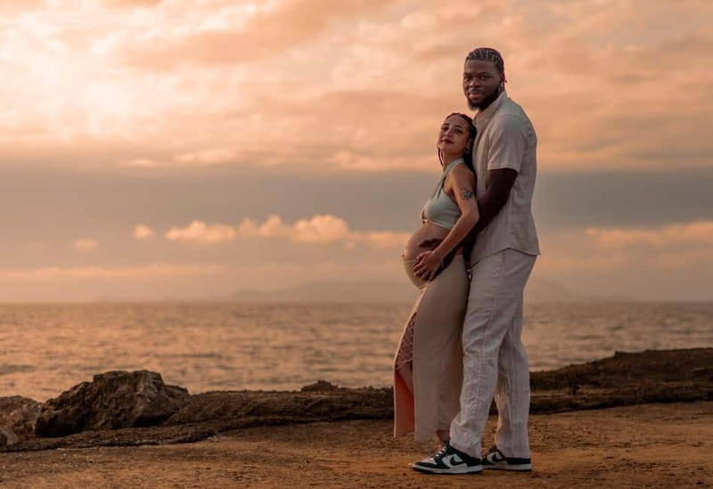 Heraklion: Venetian Port Photoshoot with Online Delivery - Private Groups, Families, Couples, and Solo Portraits