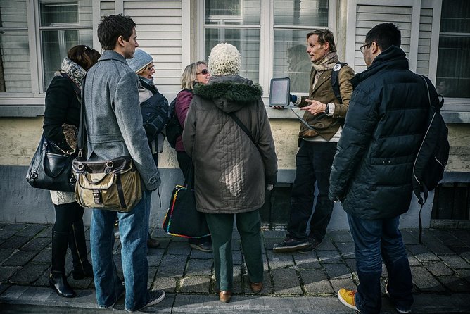 "Hidden Brugge" Photo Tour - 2hr open city tour & workshop - Religious architecture seen from the street