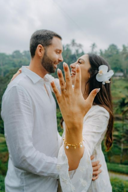 Hire Bali Private Professional Photographer with Edit Photos - Timing, transport, and physical demands