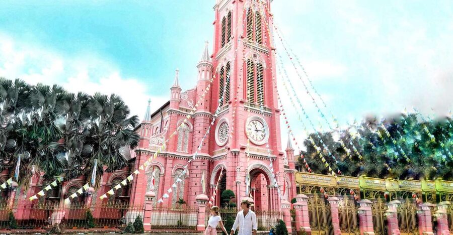 Ho Chi Minh City Instagram Tour: Hidden Gems (All-Inclusive) - Boutiques, coffee, and dessert