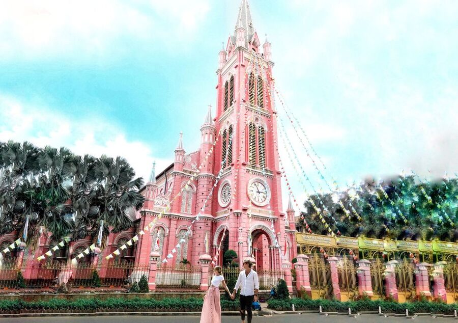 Ho Chi Minh City Instagram Tour: Hidden Gems (All-Inclusive) - Lunch and the Pink Church