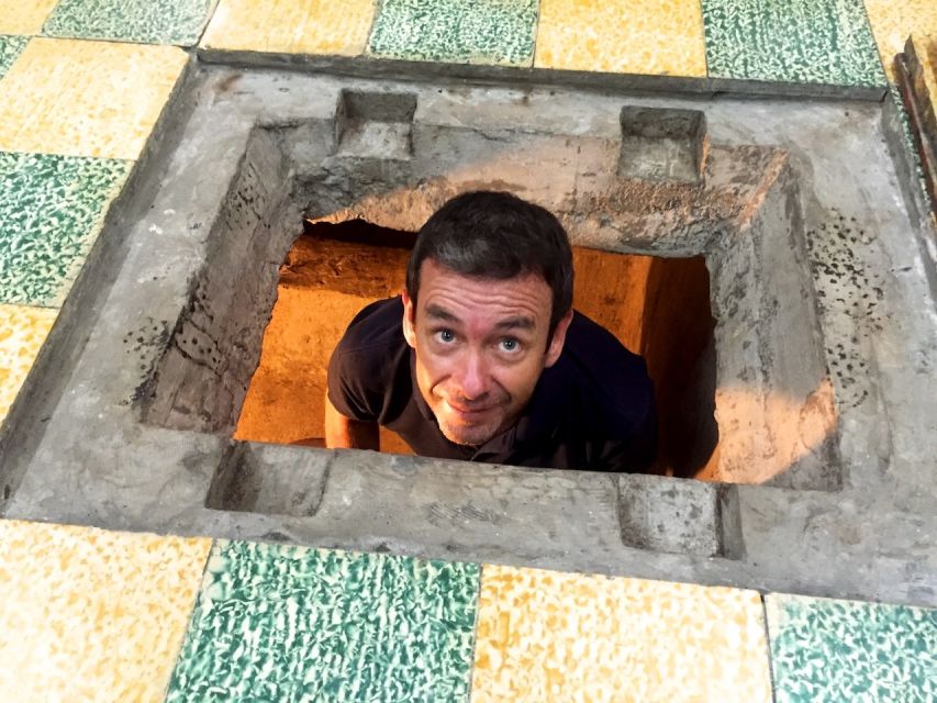 Ho Chi Minh City Instagram Tour: Hidden Gems (All-Inclusive) - Minh Dang Quang Pagoda