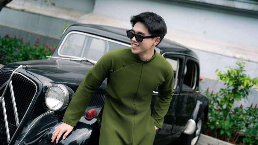 Ho Chi Minh Styled Photoshoot Tour With Makeup Photographer - Key points at a glance