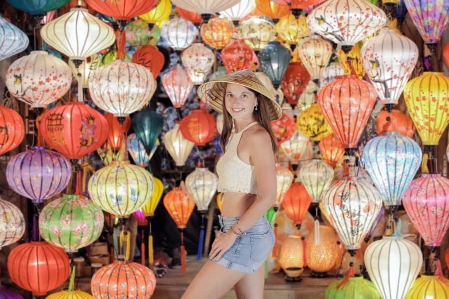 Hoi An/Da Nang: Private Photoshoot & Guided Walking Tour - Wearing an Ao Dai for the portraits