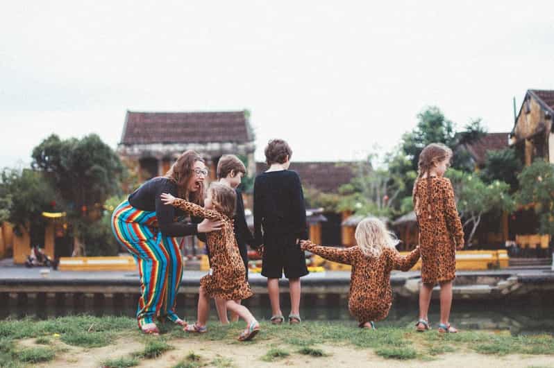 Hoi An Family photoshoot with professional photographer - Choosing between quiet morning light and lantern-lit evening