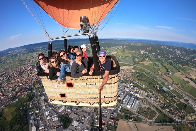 Hot Air Balloon with Champagne, Optional Photos,Video & Breakfast - A quiet morning above Vic