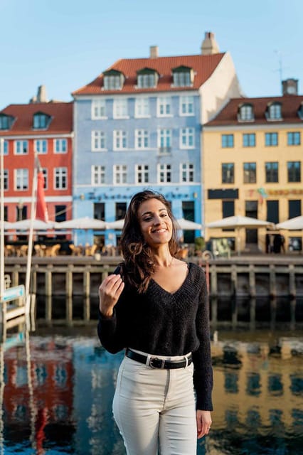 Instagram tour of Copenhagen with a private photographer - Posing help for people who usually freeze in photos