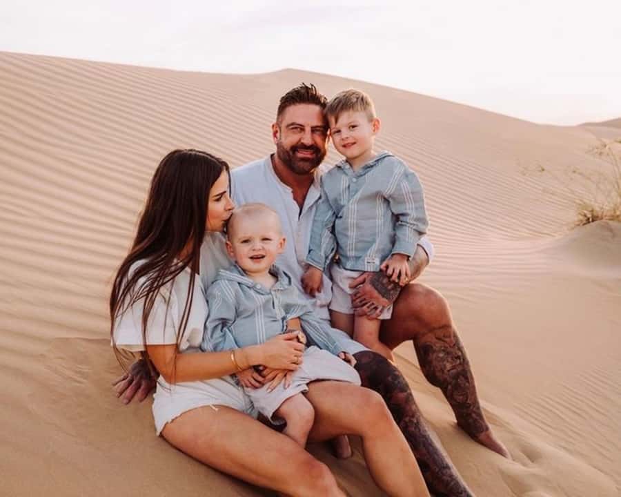 Instagram tour of Dubai with a private photographer. - Should you book the Dubai Instagram tour?