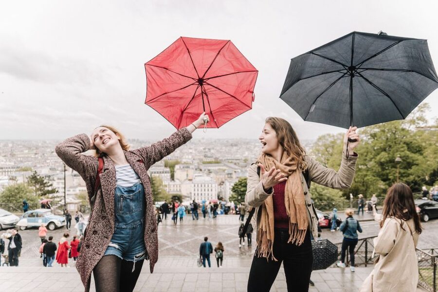 Instagrammable Paris: Icons & Hidden Gems with a Local - The photo side: useful help, not a photo shoot