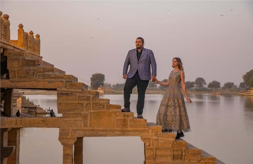 Instgram Reels with Best Photography Spots Tour of Jaisalmer - Mandir Palace and its sandstone details