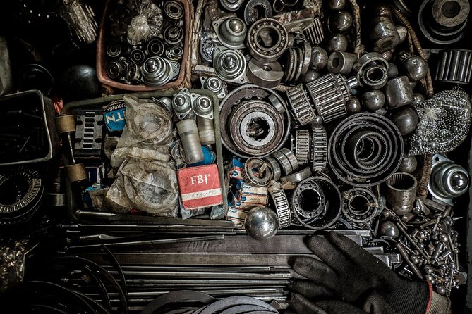Into the Thieves Market Hanoi Photo Tour - Timing, weather, and practical planning