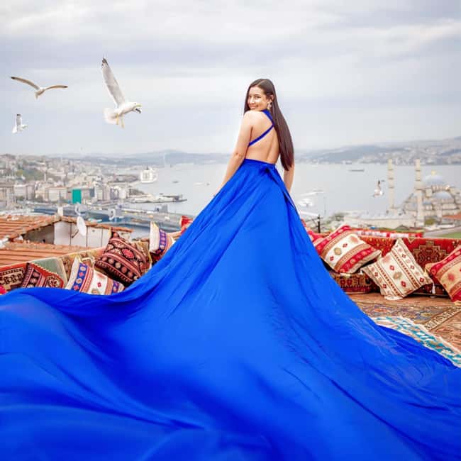 Istanbul: Flying Dress Photoshoot at Rooftop Terrace - A rooftop photo session with an Istanbul backdrop