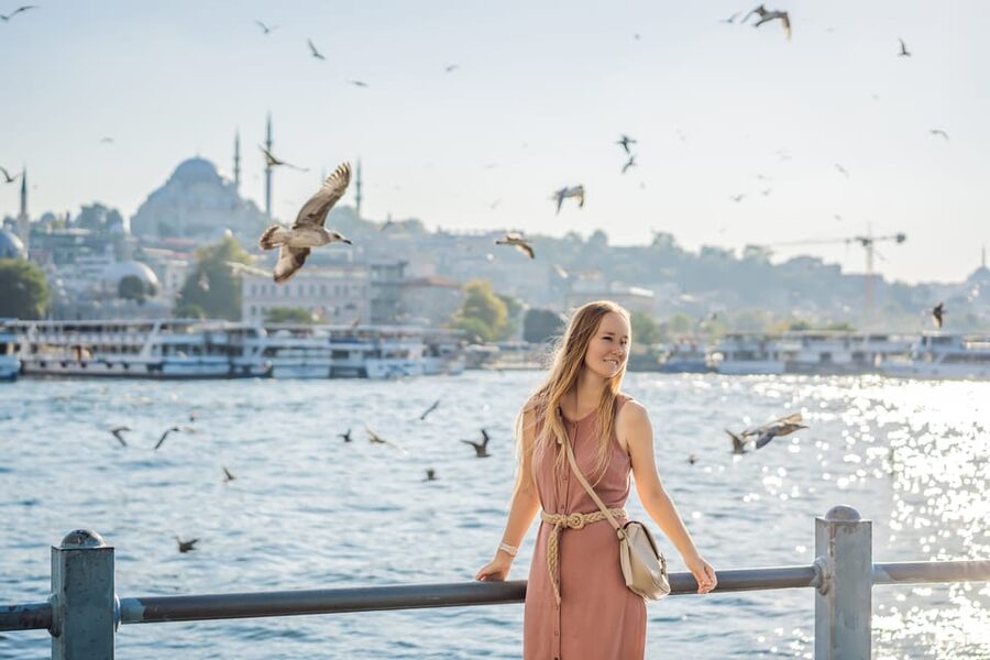 Istanbul: Galata Tower, Bosphorus & Hidden Gems Photo Shoot - What the photographer adds