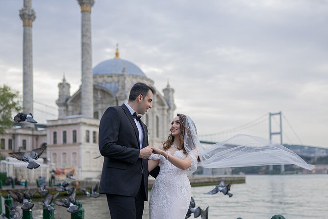 Istanbul Photoshoot at Top Spots - Blue Mosque portraits with Ottoman detail