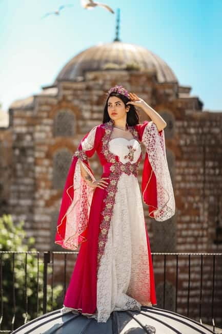 Istanbul: Professional Private Rooftop, Indoor Photoshoot - Booking and cancellation details