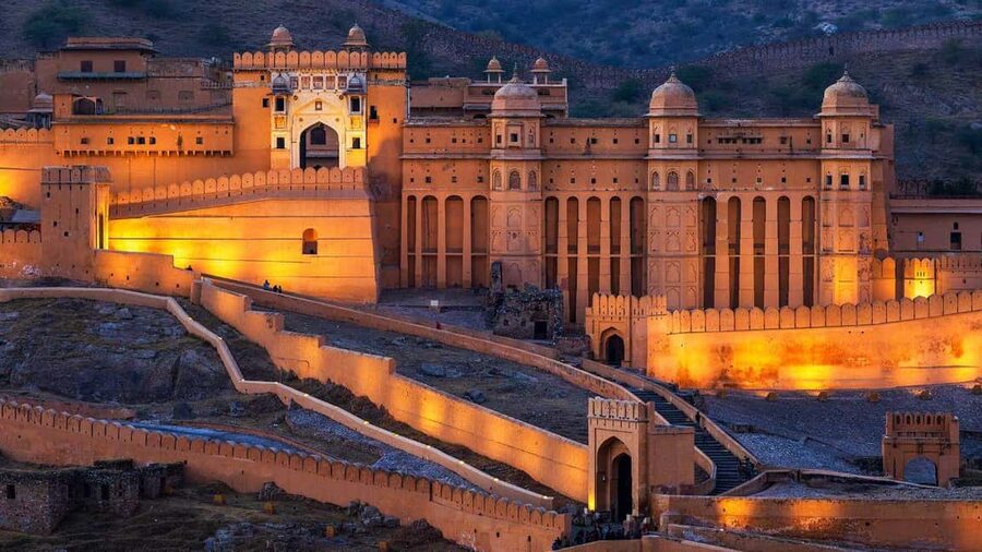 Jaipur: Full Day Sightseeing with Professional Photographer - One day, six Jaipur sights, and a camera at your side