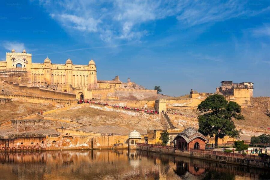 Jaipur: Full Day Sightseeing with Professional Photographer - Hawa Mahal: Jaipur’s most recognizable facade