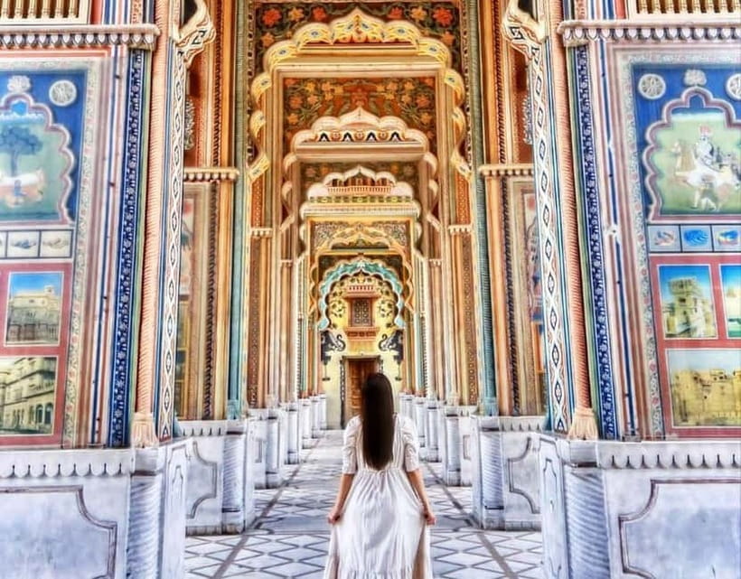 Jaipur: Instagram Photo Experience with a Guide - Hawa Mahal and Jaipur’s most recognizable façade