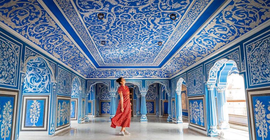 Jaipur: Instagram Tour of The Best Photography Spots - Amer Fort, courtyards, and the optional Jaigarh view