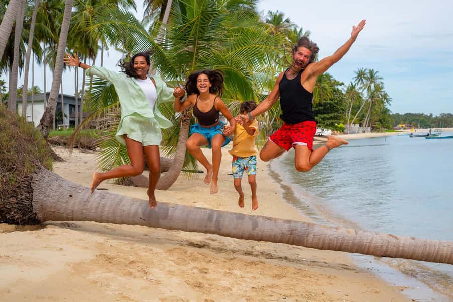 Koh Samui: Private Photoshoot for Couples & Families - What the finished photographs include