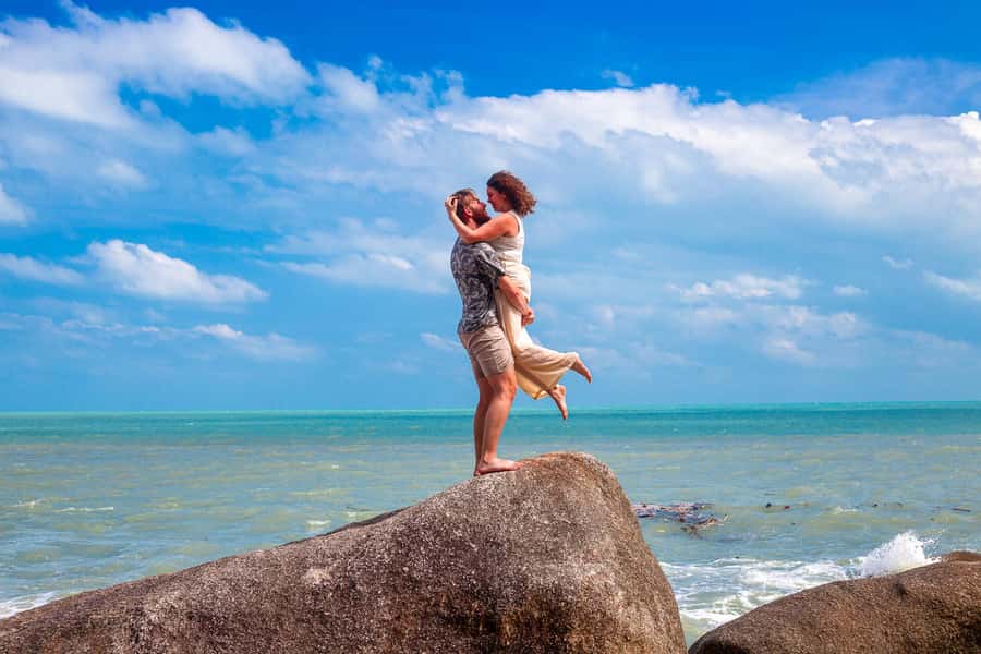 Koh Samui: Private Photoshoot for Couples & Families - Hotel pickup keeps the morning simple
