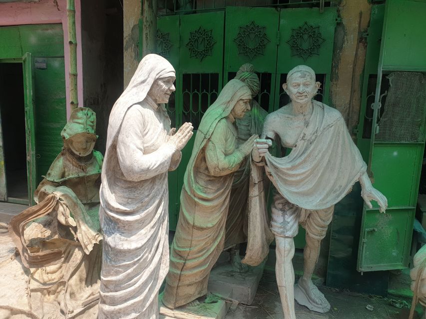 Kolkata Full-Day Street Photography Tour - Victoria Memorial and the 64 acres around it