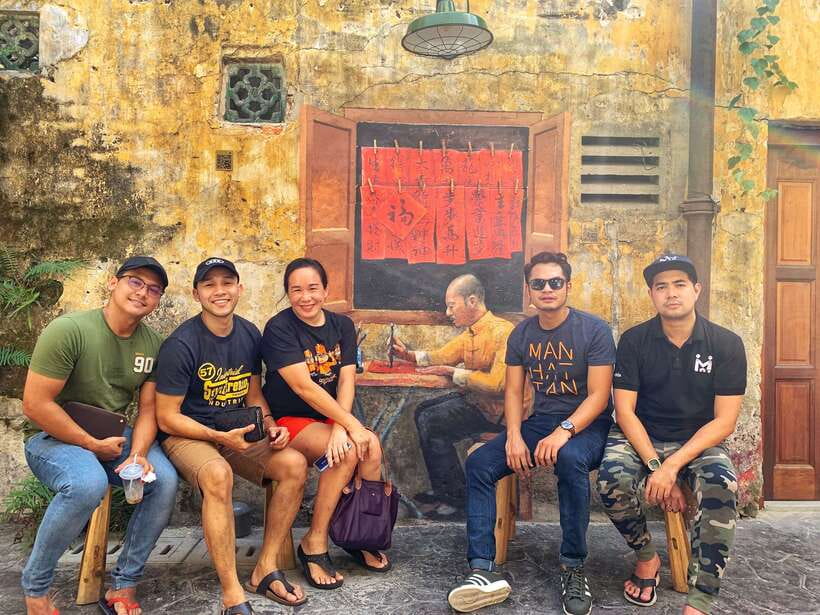 Kuala Lumpur: Private Highlights Instagram Tour - Thean Hou Temple for color and detail