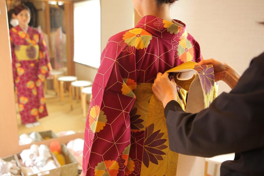 Kyoto : Kiyomizu-dera Temple : kimono and Indoor photo shoot - The indoor photo shoot in a Japanese-style room