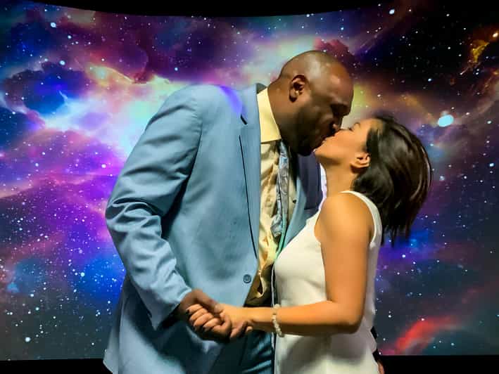 Las Vegas: Cosmic Space Wedding + Spectacular Photography - Who will enjoy this Cosmic Space ceremony
