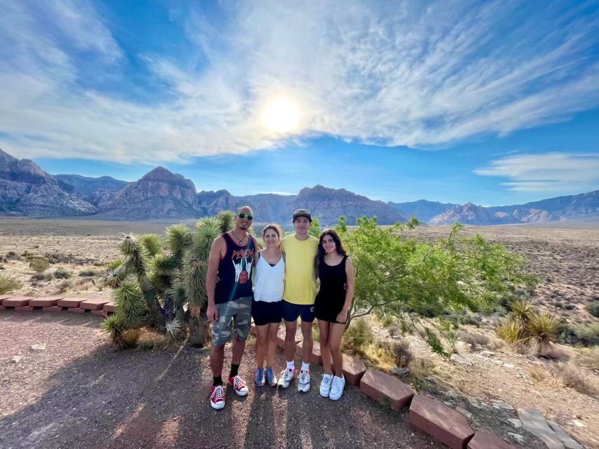 Las Vegas: Sunset Hike and Photography Tour Near Red Rock - Practical details that make the day easier