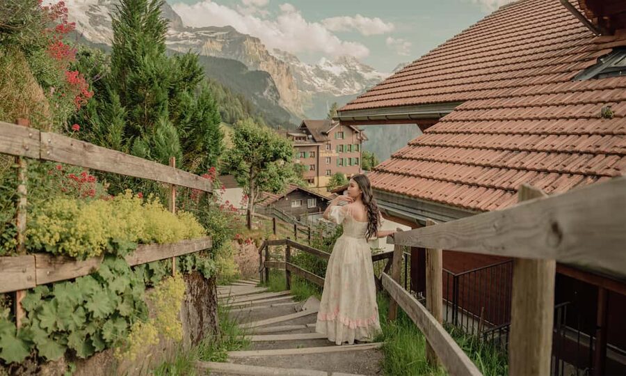 Lauterbrunnen & Wengen: Photoshoot at the best spots. - First photographs in Lauterbrunnen village