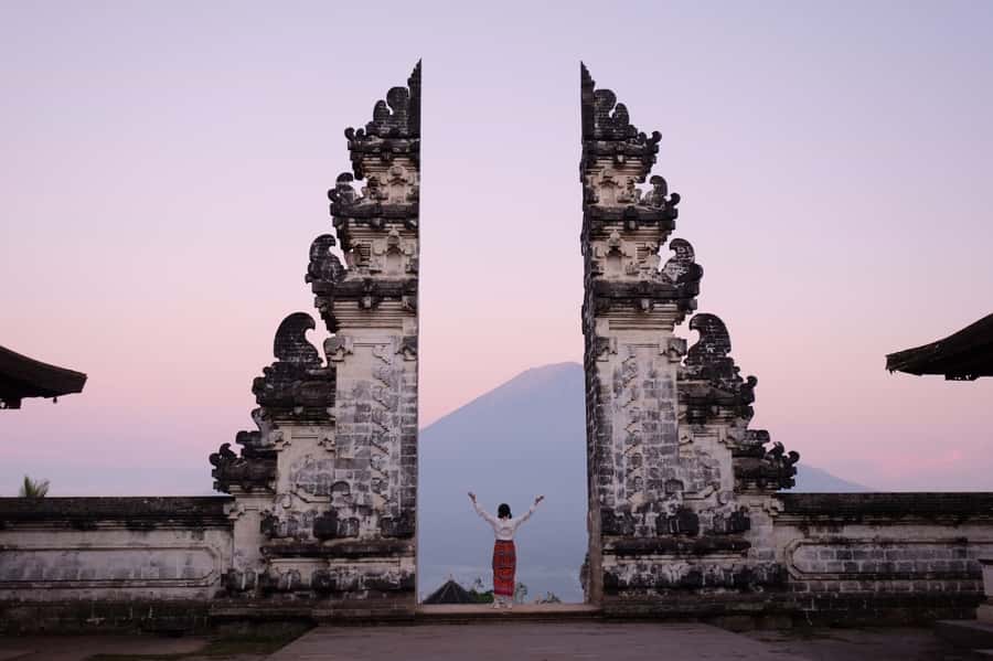 Lempuyang Gate of Heaven: Day Trip with a Photographer - The early drive to Lempuyang Temple