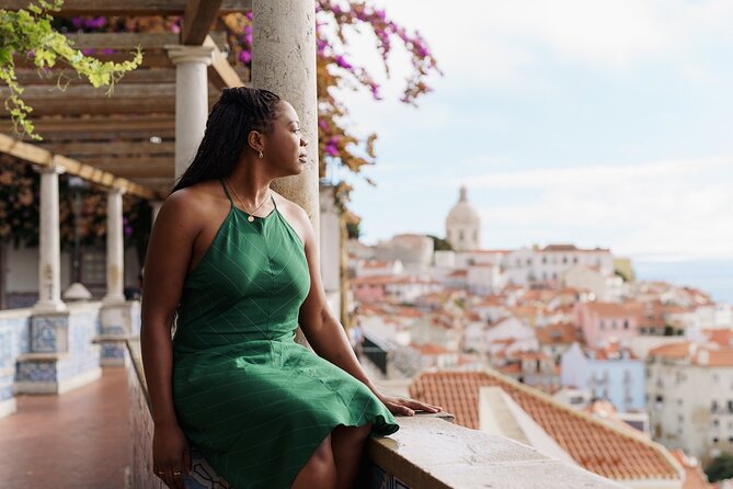 Lisbon Cinematic Photoshoot with Top-Rated Photographer - What you receive for $102.58 per person