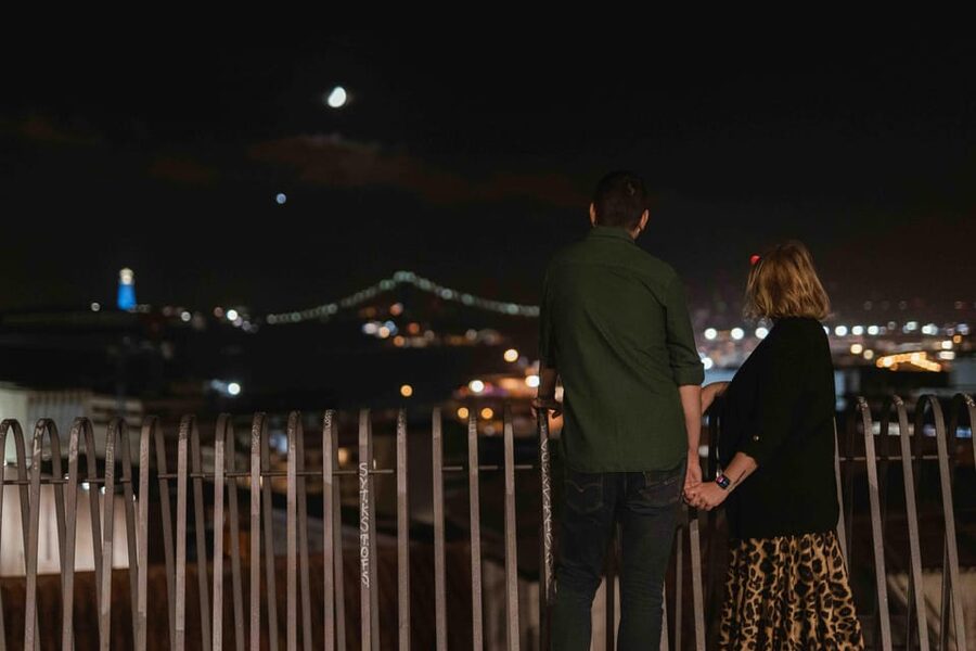 Lisbon lights: A Cinematic Photoshoot at night - Key points to know