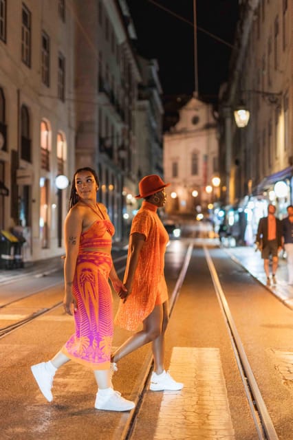 Lisbon lights: A Cinematic Photoshoot at night - What makes the photos feel personal