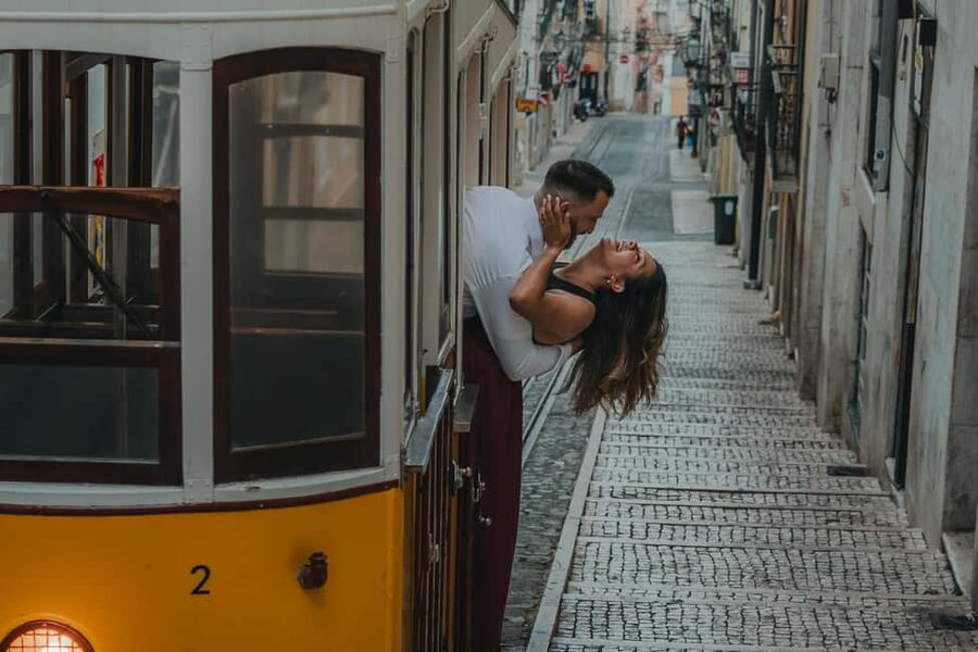 Lisbon photo shoot with a highlight video - Key points to know before booking