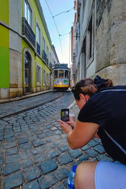 Lisbon Photo Tour In Alfama & Graça With Gilby VM - Booking details worth knowing