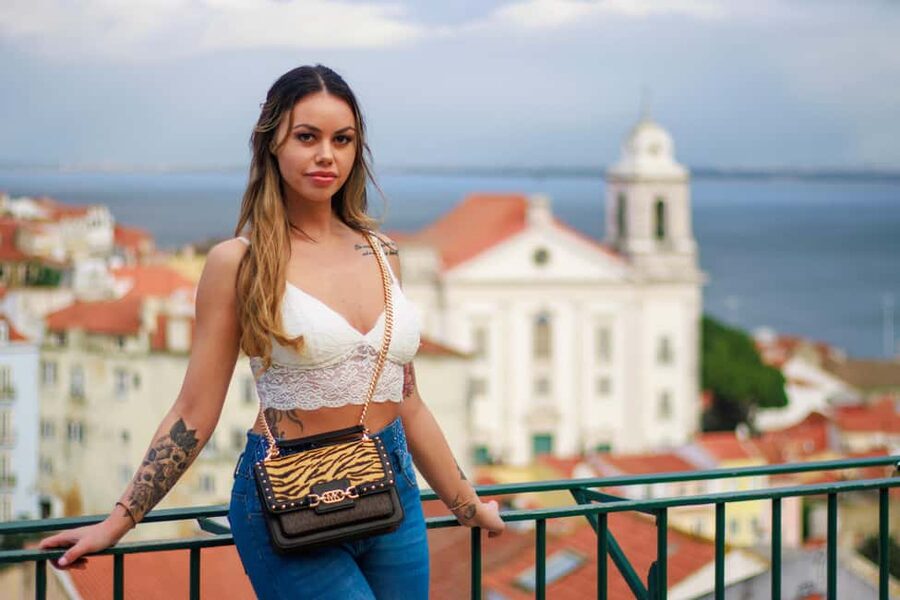 Lisbon: Photoshoot + Video in Alfama | Santa Luzia - Is $94 per person good value?