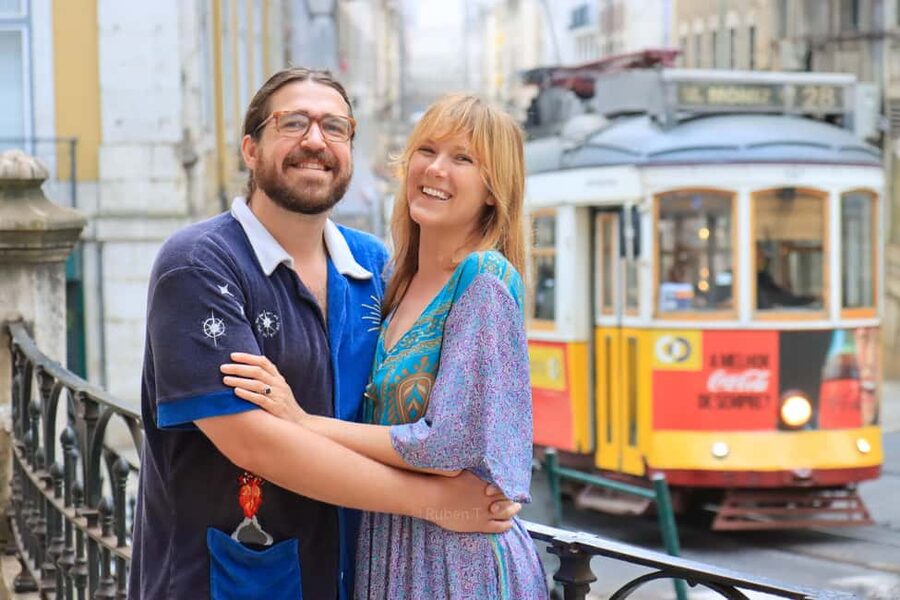 Lisbon: Photoshoot with a Professional Local Photographer - Choosing between the morning and afternoon routes