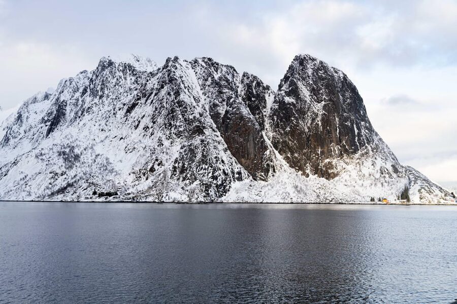 Lofoten: Reine, Hamnøy, and Skariskøya Photo Tour - Crossing the E10 toward western Lofoten