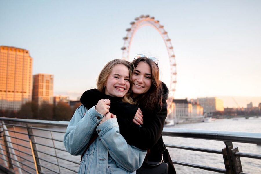 London: A Unique Photoshoot Experience at Famous Sites - The photographers make the difference