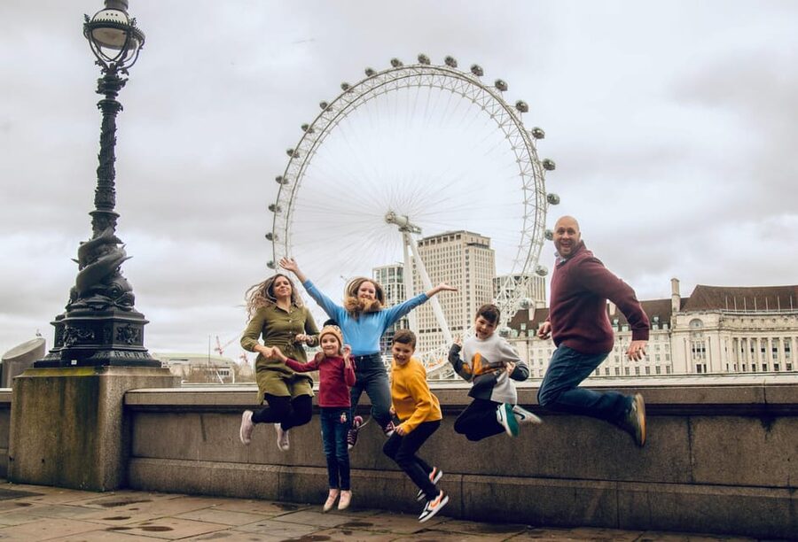 London Customisable 30 minute photoshoot - Before the shoot, agree on the meeting point