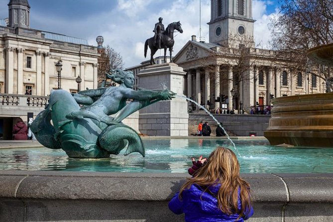 London Photography Tour - Private Tour - Whitehall turns moving guards into a camera lesson
