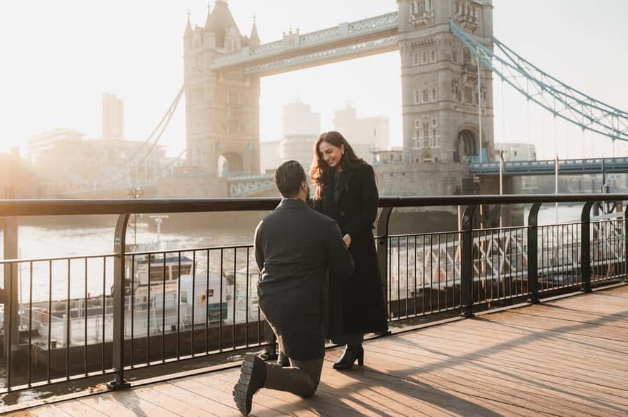 London Portraits Tour – Receive All Photos Same Day - Timing, clothing, and practical preparation