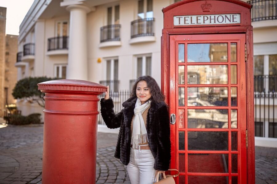 London: Private 30-Minute Photo Shoot at Tower Bridge - The $362 group price and who gets the best value