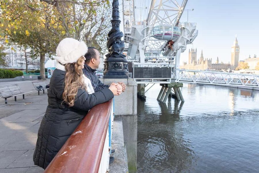 London: Private Photo Session at Iconic Landmarks - The photographer’s guidance is the real value
