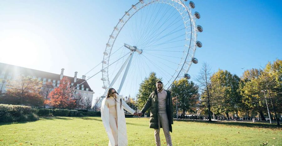London: Private Photo Session in Westminster - Big Ben: Your First Classic London Frame