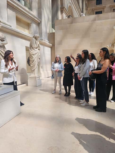 Louvre Museum (Essential) – 2-hour visit in Portuguese with a photo session - Why a Short Louvre Route Makes Sense